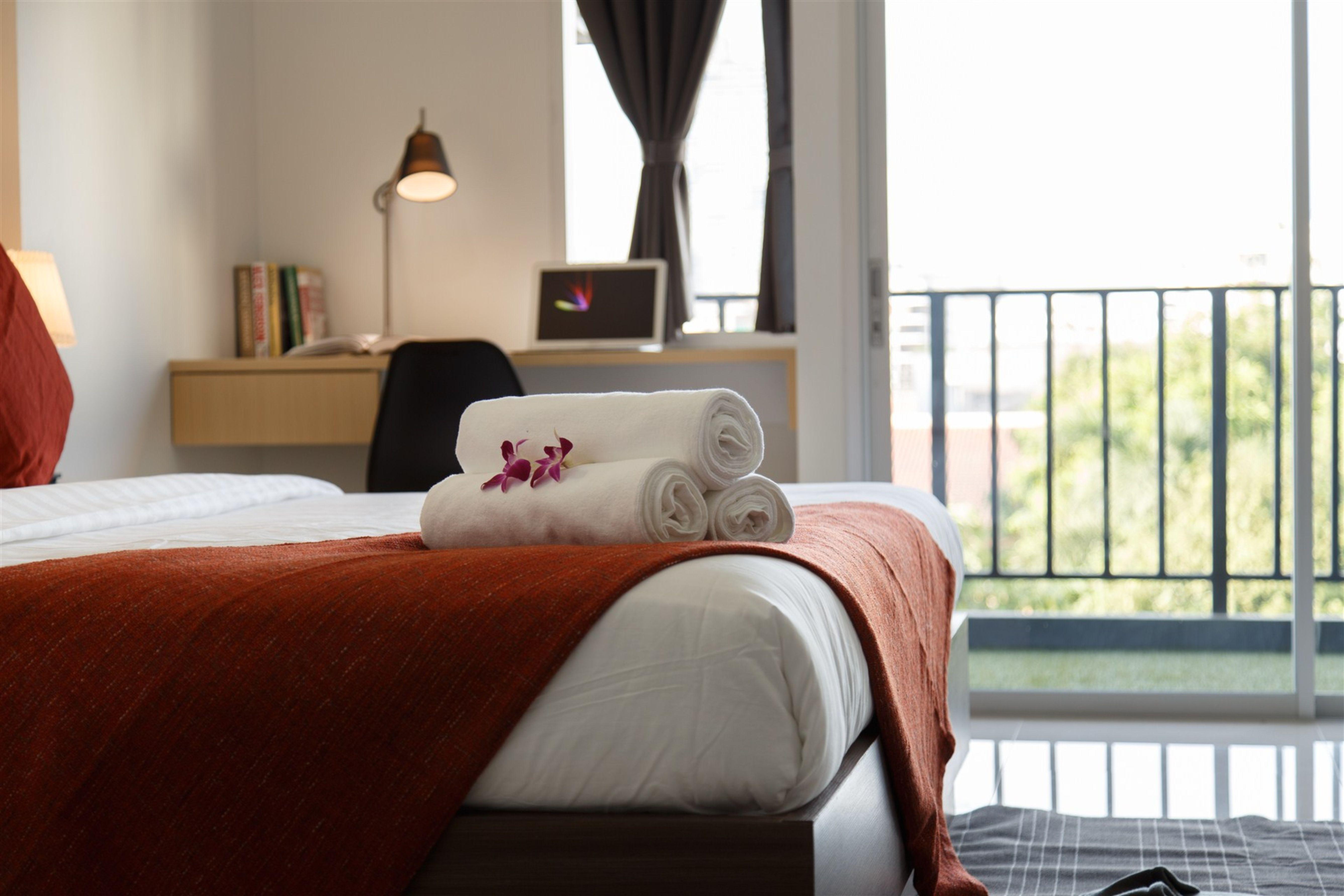 Q Space Residence Bangkok Bagian luar foto