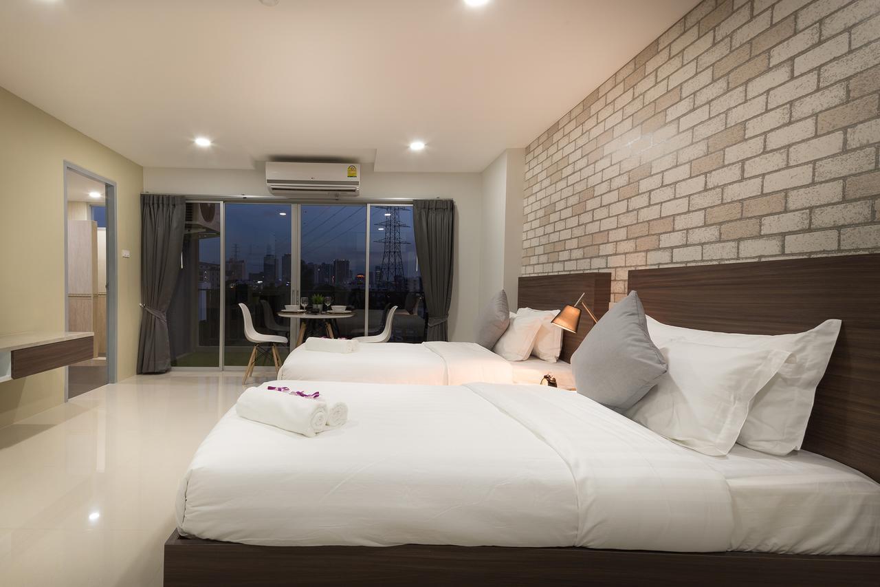 Q Space Residence Bangkok Bagian luar foto