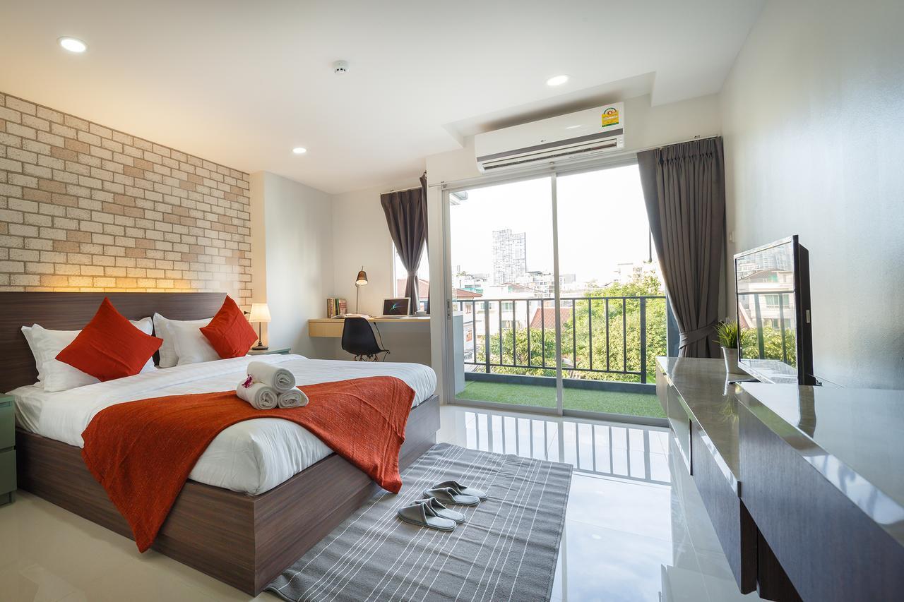 Q Space Residence Bangkok Bagian luar foto