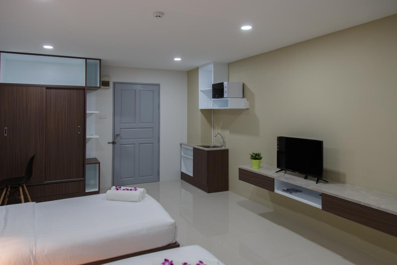 Q Space Residence Bangkok Bagian luar foto